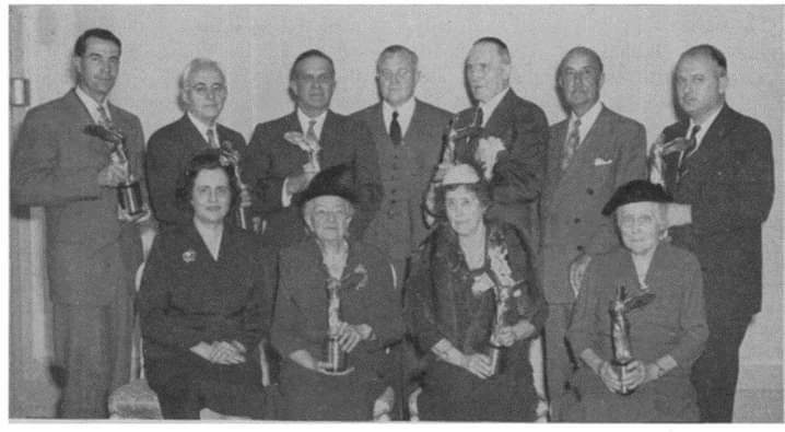 Representatives of AA accepting the Lasker Award.